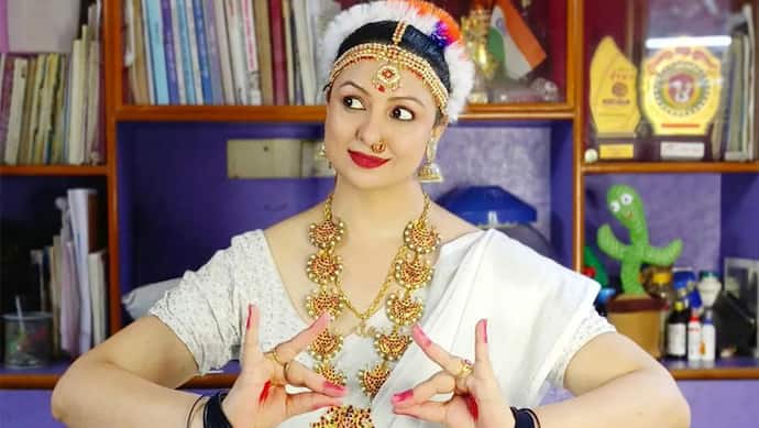 Hasin-Jahan-latest-video-on-independence-day