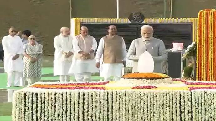 Narendra Modi Tribute To Atal Bihari Vajpayee 
