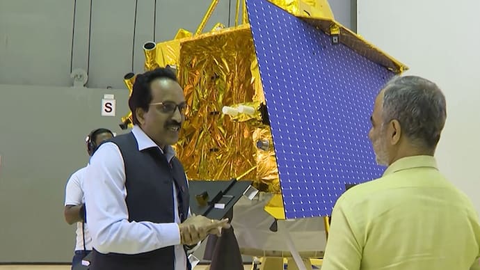 ISRO Chairman S Somanath said in an interview to Asianet News Rajesh Kalra that India wants to build a space station by Amritkal  