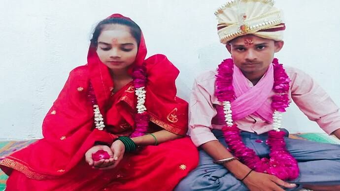 Bareilly unique love marriage Muslim girl Shabana changed her religion and named Shivani
