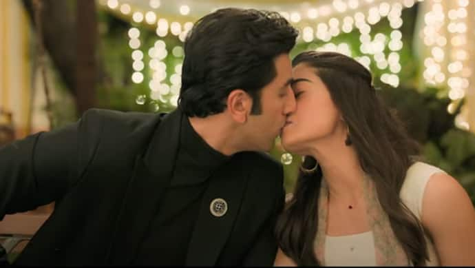 Hua Mai Ranbir Kapoor Rashmika Mandanna Kiss