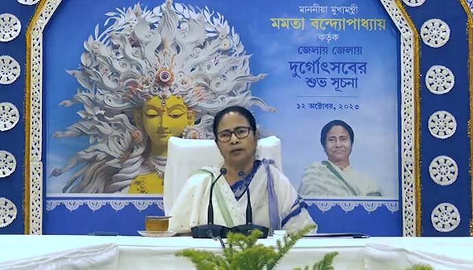 By starting Durga Puja virtually in the district Mamata said that the pain in her legs has not subsided bsm