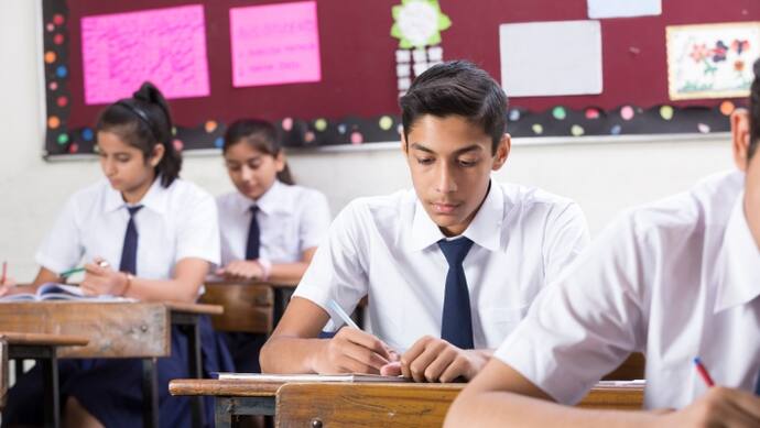 CBSE Board Exam 2024 Date Sheet check major changes 