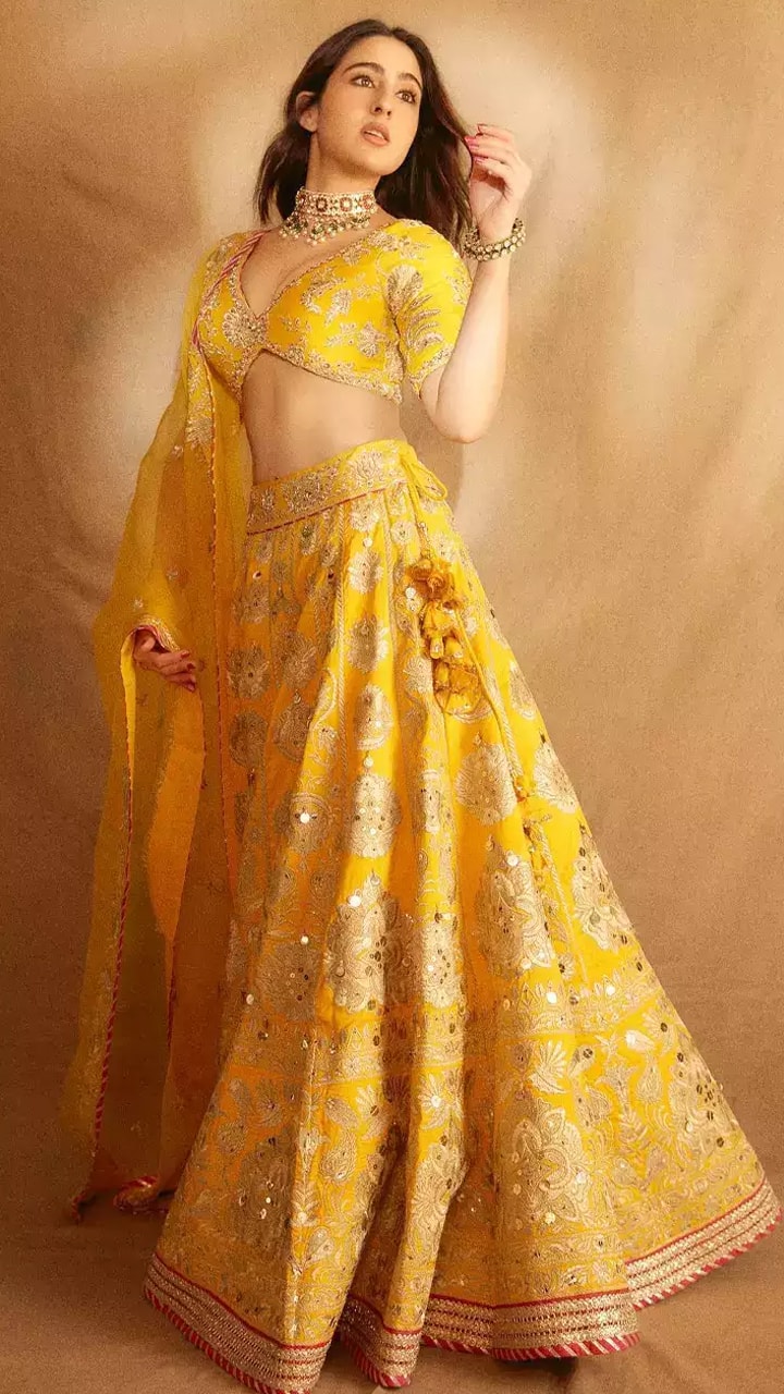 Yellow colour gorgeous lehenga designs #2020 || Party wear lehnga choli  designs | Fashion clock - YouTube