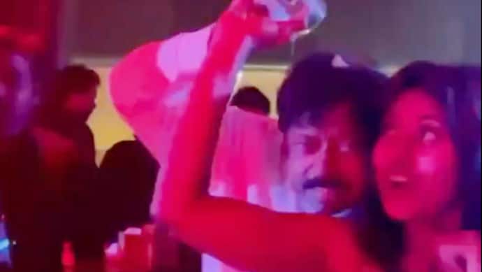 Ram Gopal Varma Pouring Alcohal On Girl