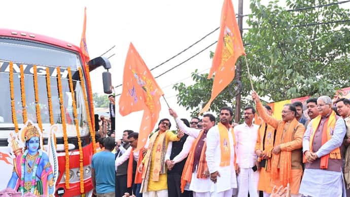 Vishnu-Deo-Sai-flagged-off-a-team-to-Ayodhya