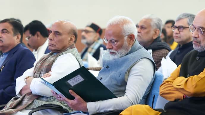 Viksit Bharat 2047 PM Narendra Modi led committee advises for next 5 years bsm
