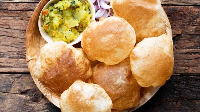how-to-make-oil-free-Puri-fried-in-water