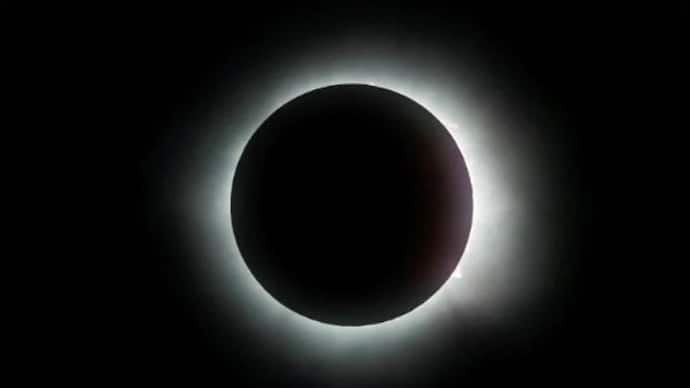 solar eclipse 2.jpg