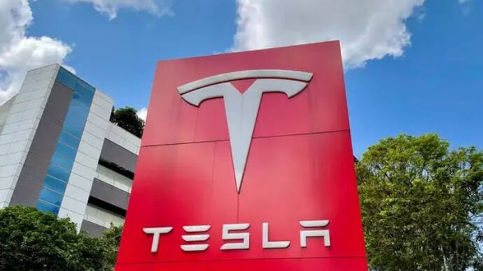 Tesla Layoffs 2024
