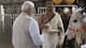 PM मोदी ने तेलंगाना के राजा राजेश्वरी स्वामी मंदिर में की पूजा अर्चना, देखें वीडियो