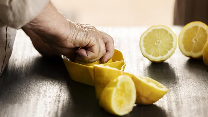 5-ways-to-use-lemon-peels