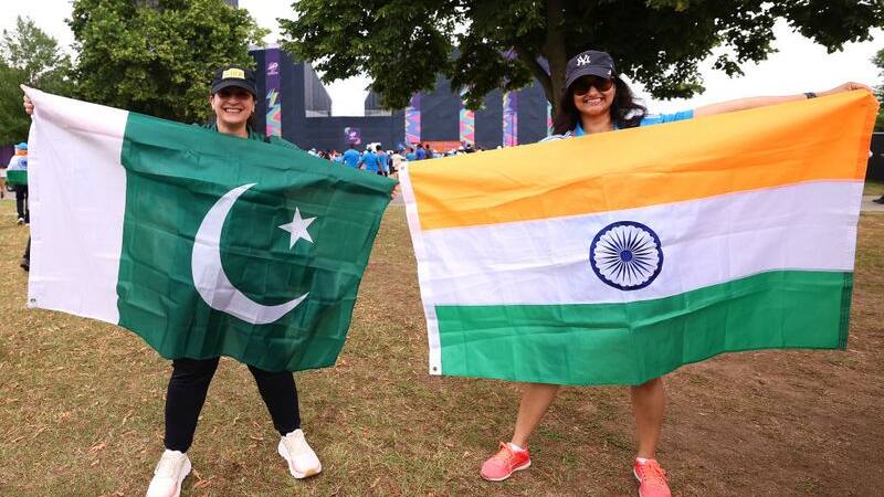 India vs Pakistan Fans with Flags