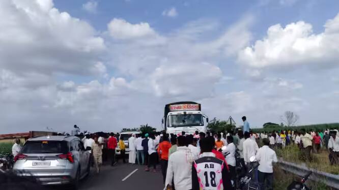 Pandharpur Karad Road Accident