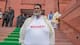 Video: लोकसभा में शपथ के दौरान पप्पू यादव का दिखा अलग अंदाज, टी शर्ट को लेकर सुर्खियों में छाए नेता