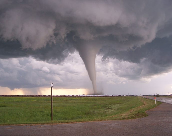 US Tornadoes : টর্নেডোর ভয়ঙ্কর তান্ডব,  মার্কিন যুক্তরাষ্ট্রে কেন্টাকিতে মৃত ৭৮